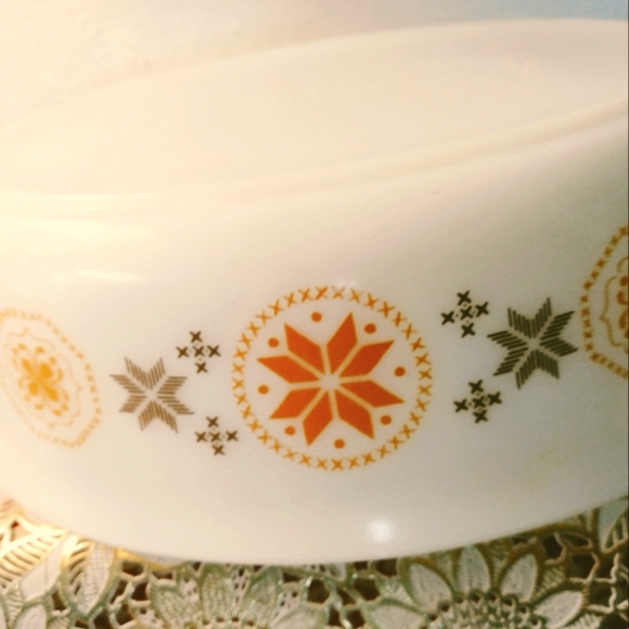 Vintage Pirex Town/Country! - Picture 2 of 5